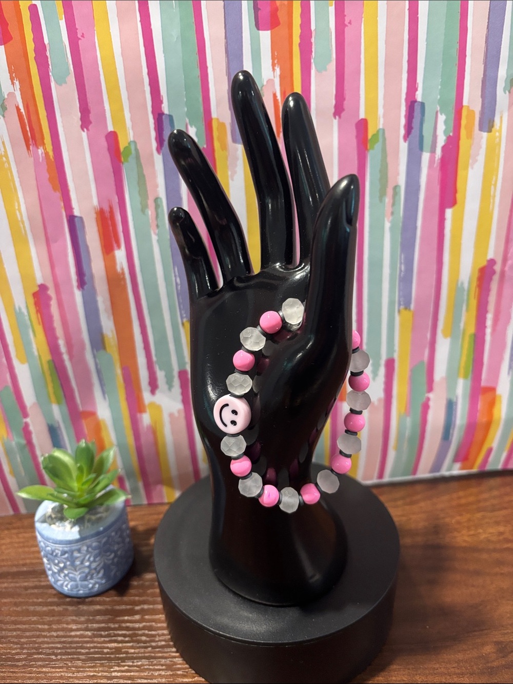 Home Crafted Bracelet 💝 Pink Beaded Smiley Stretch with Frosted Accents